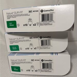 3 qty ConvaTec 401544 Natura SUR-FIT Ostomy Pouches NWT